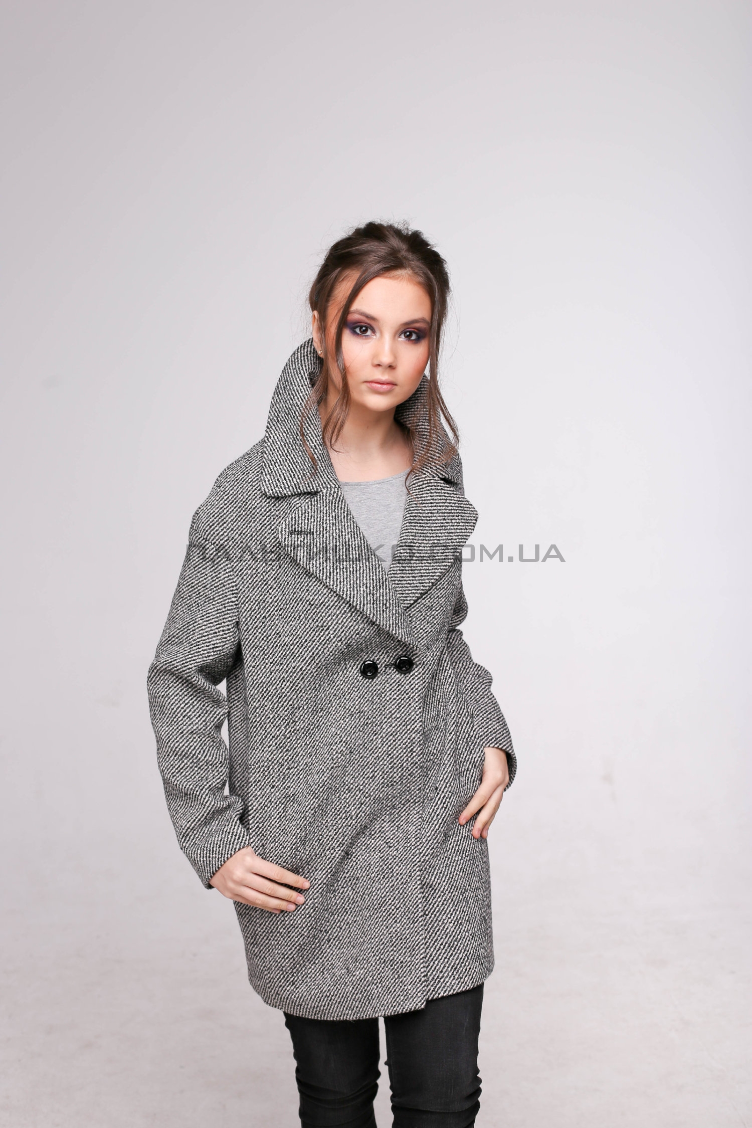  Жіноче напівпальто №101