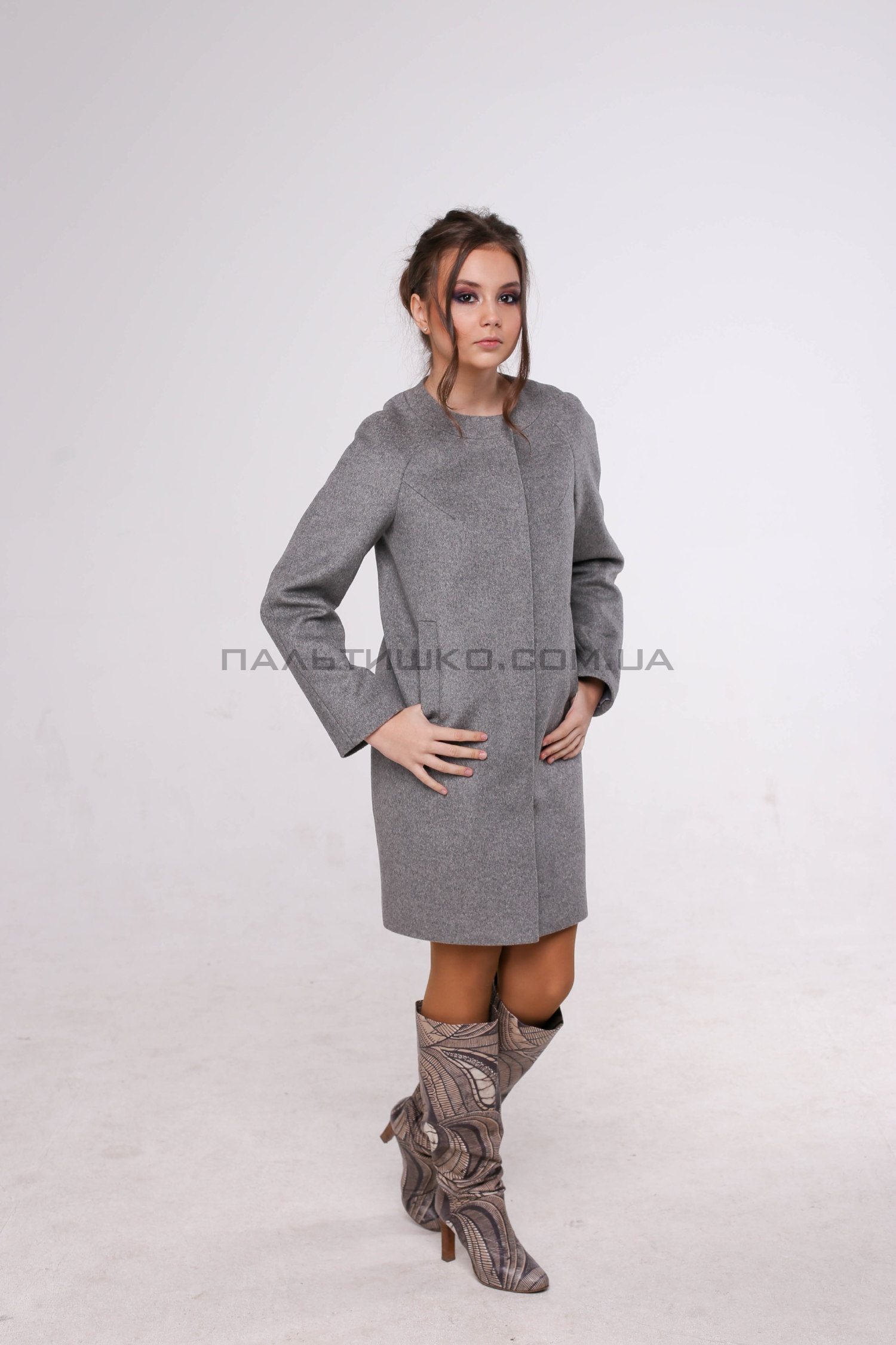  Жіноче пальто №105