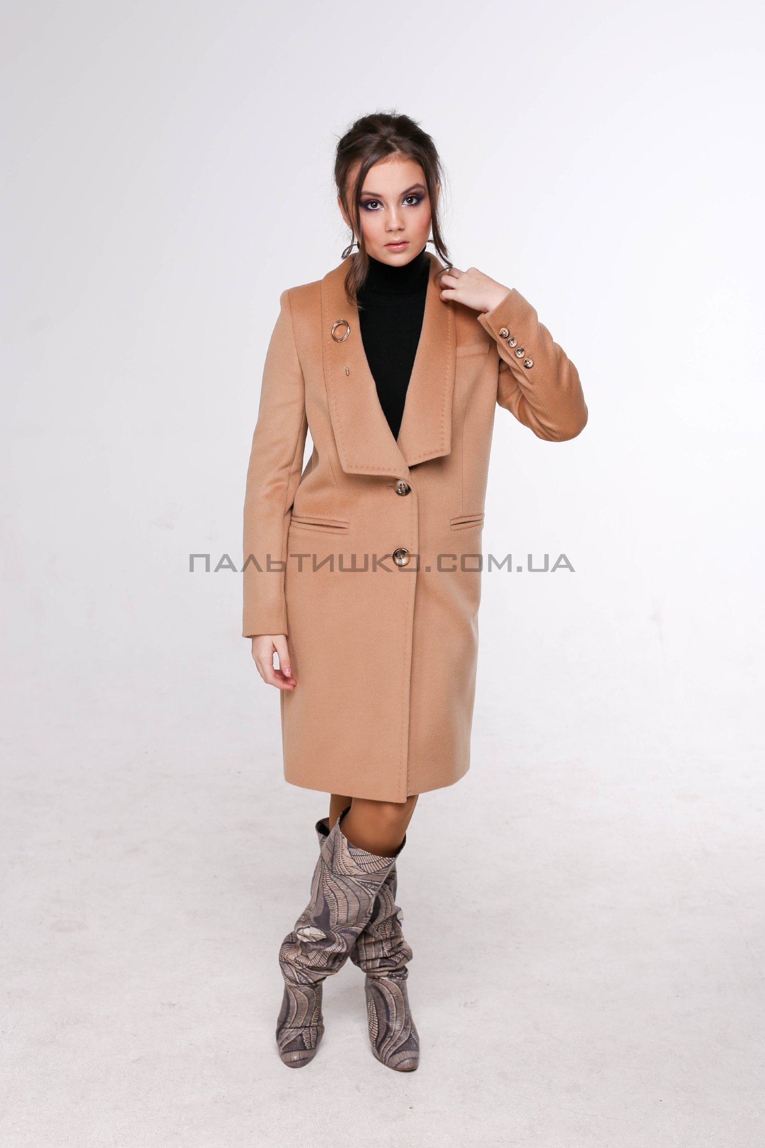  Жіноче пальто № 120