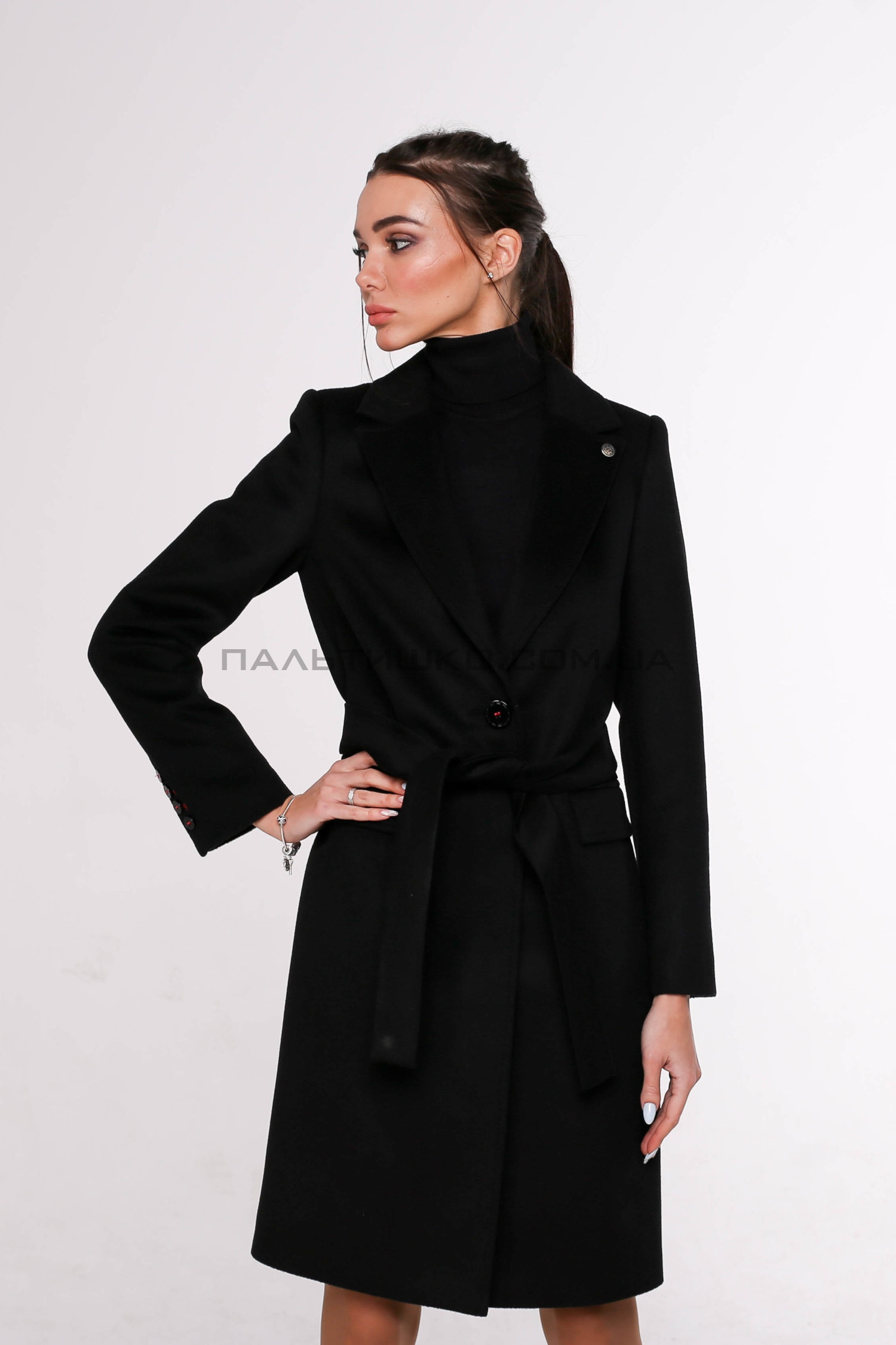  Жіноче пальто № 124