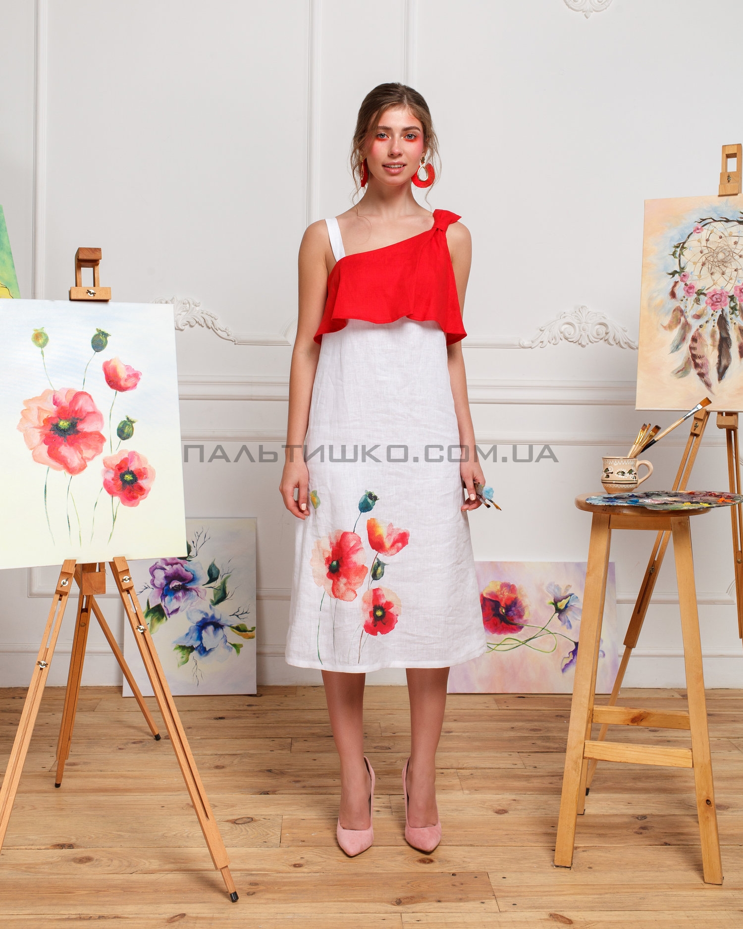  Сукня червоно-біле з маками