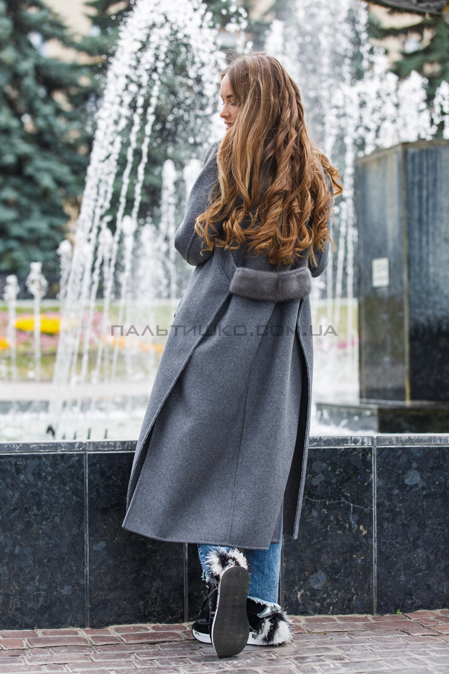  Жіноче пальто №135