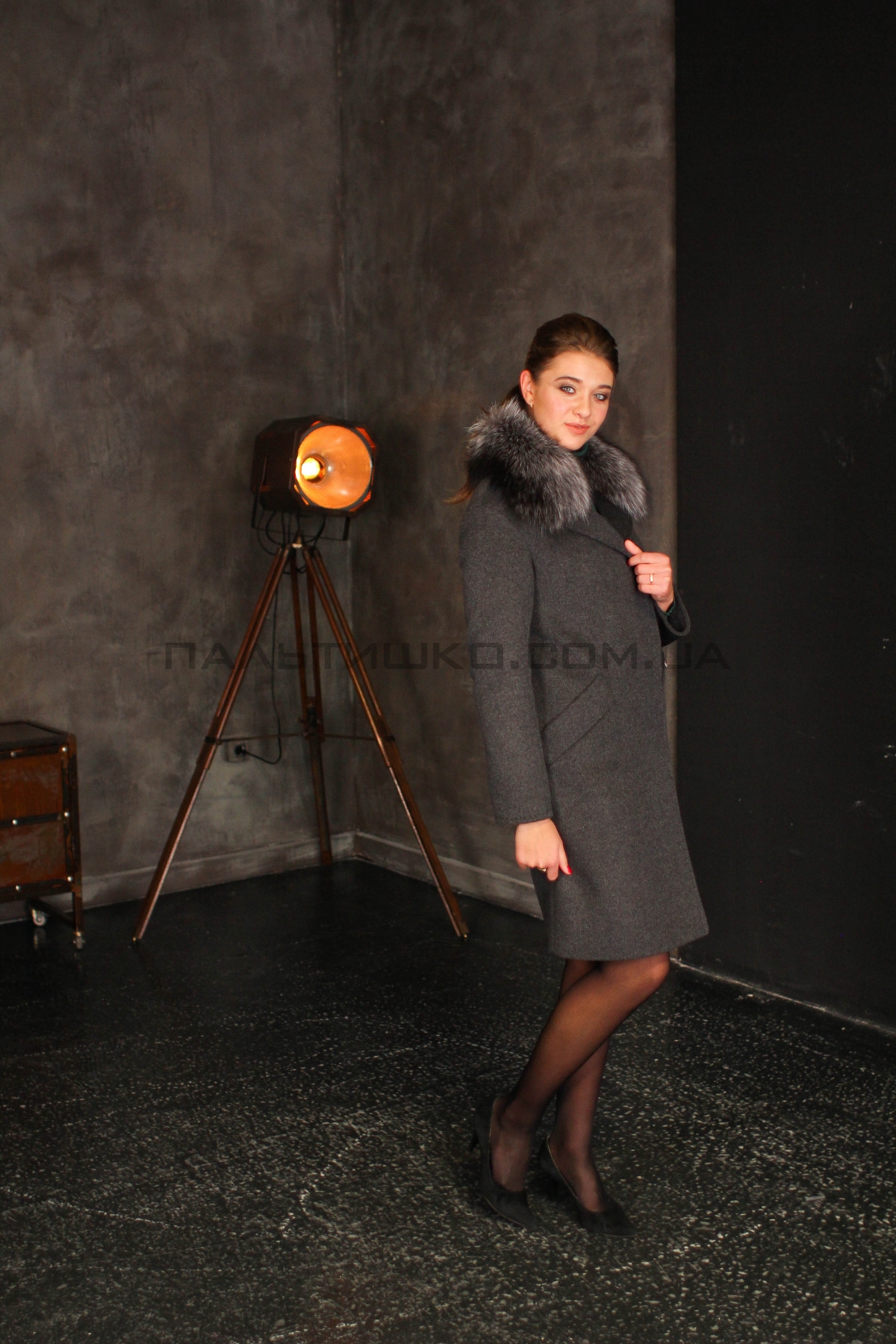  Женское пальто №144