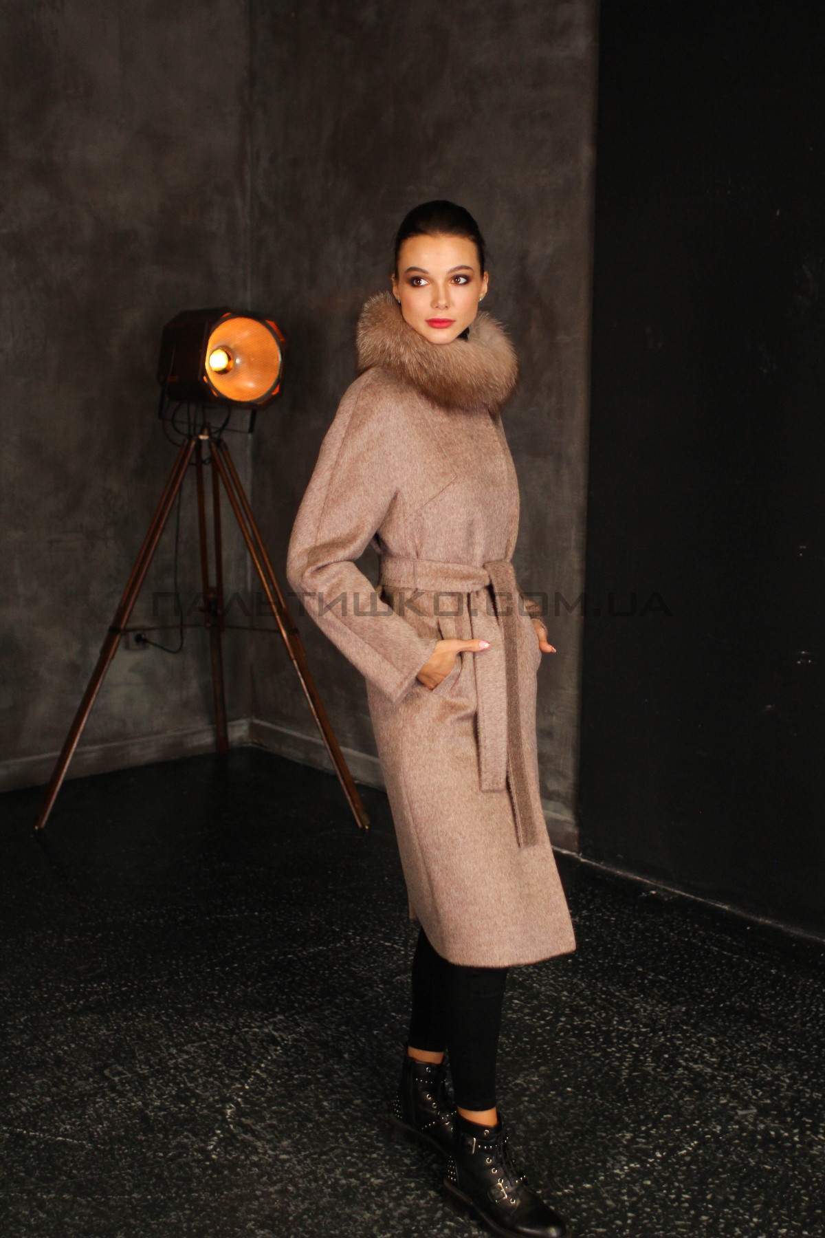  Женское пальто №148