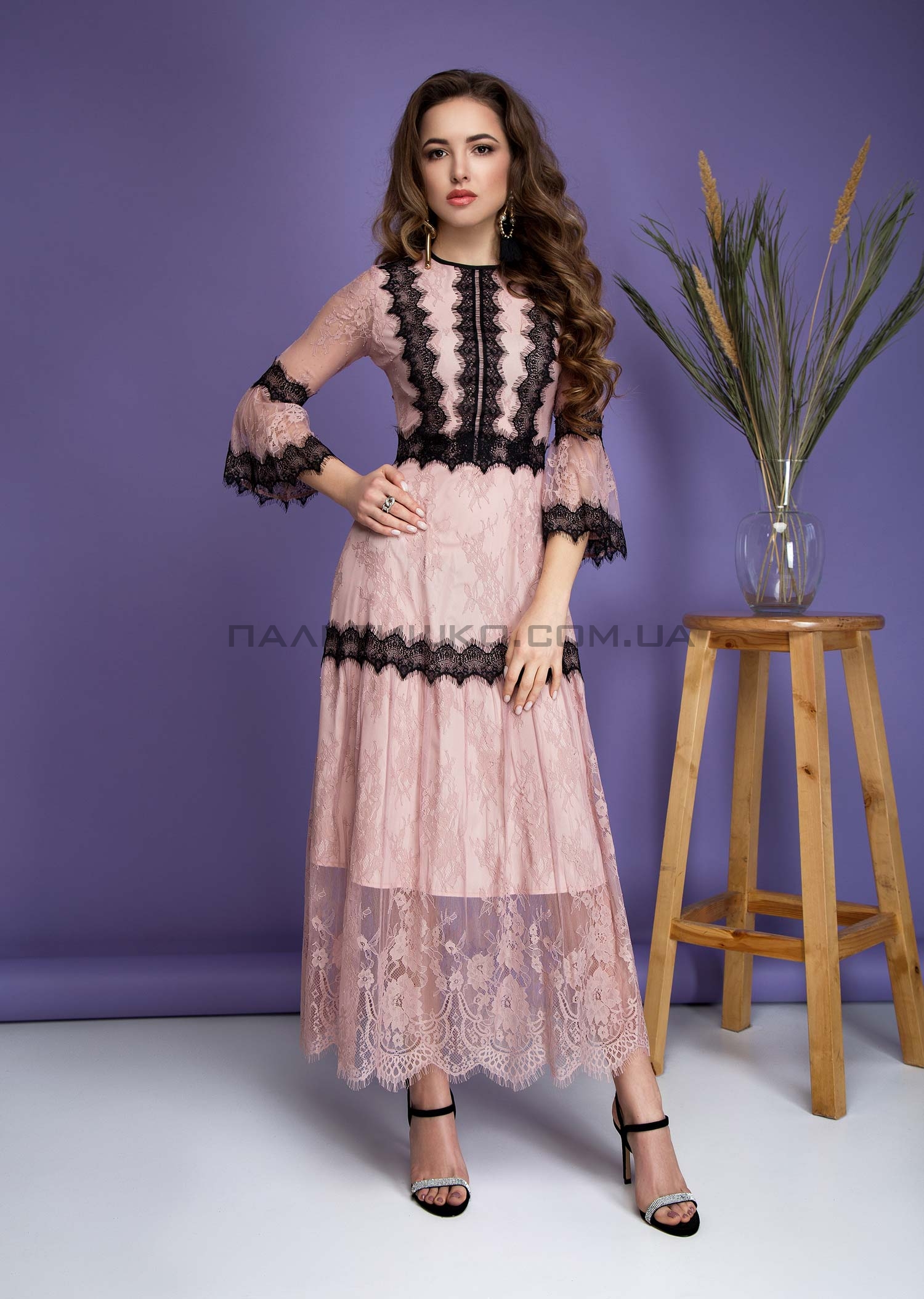  Сукня гіпюрова рожева