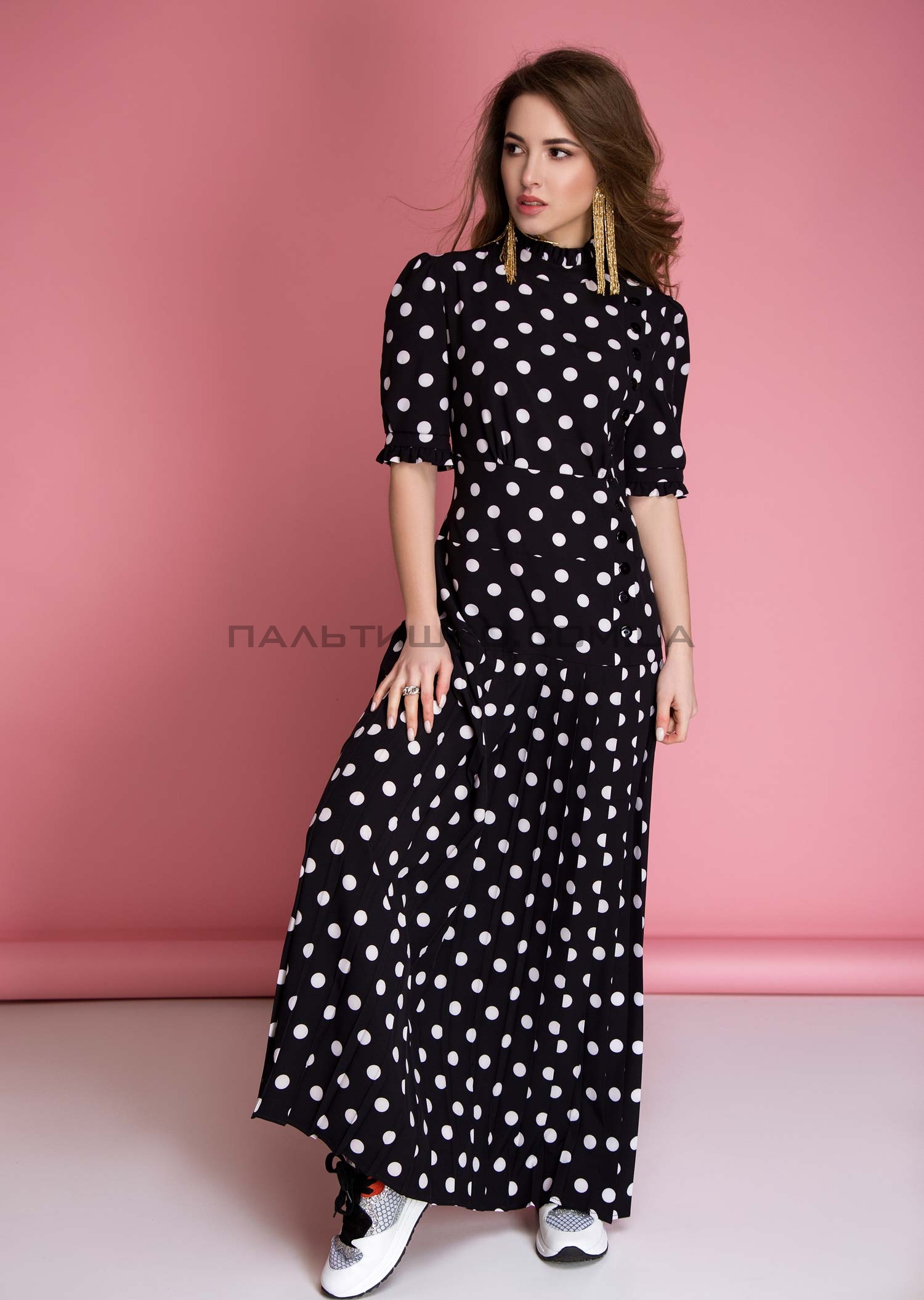  Платье черное в белый горох