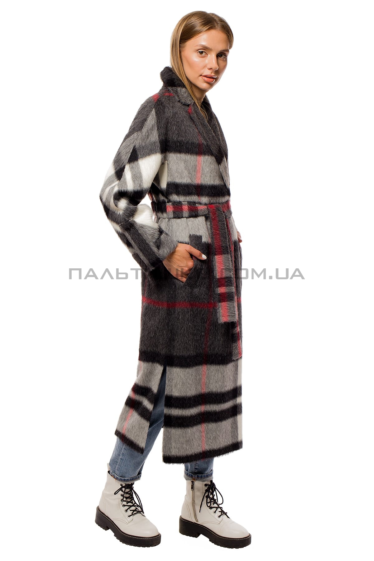  Жіноче сіре пальто в клітинку