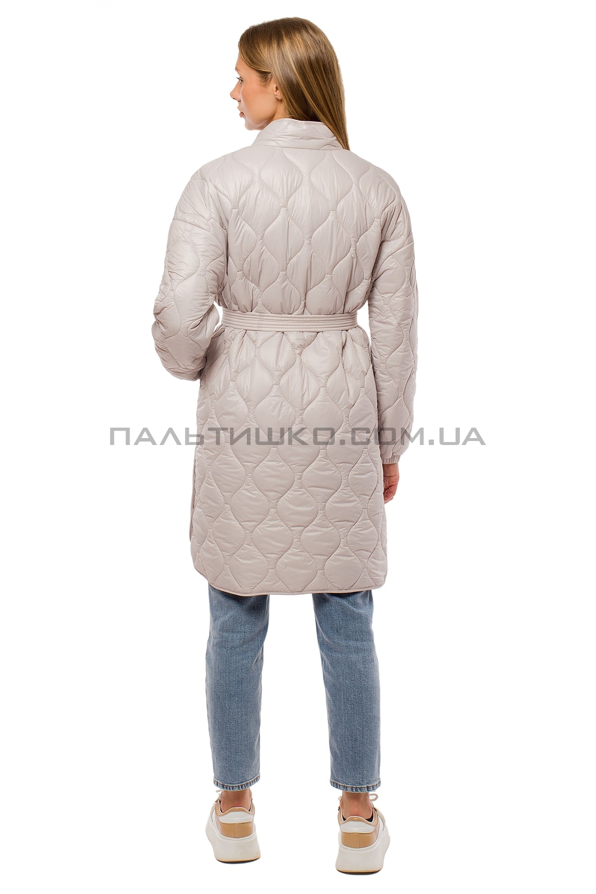  Жіноча зимова куртка сіра