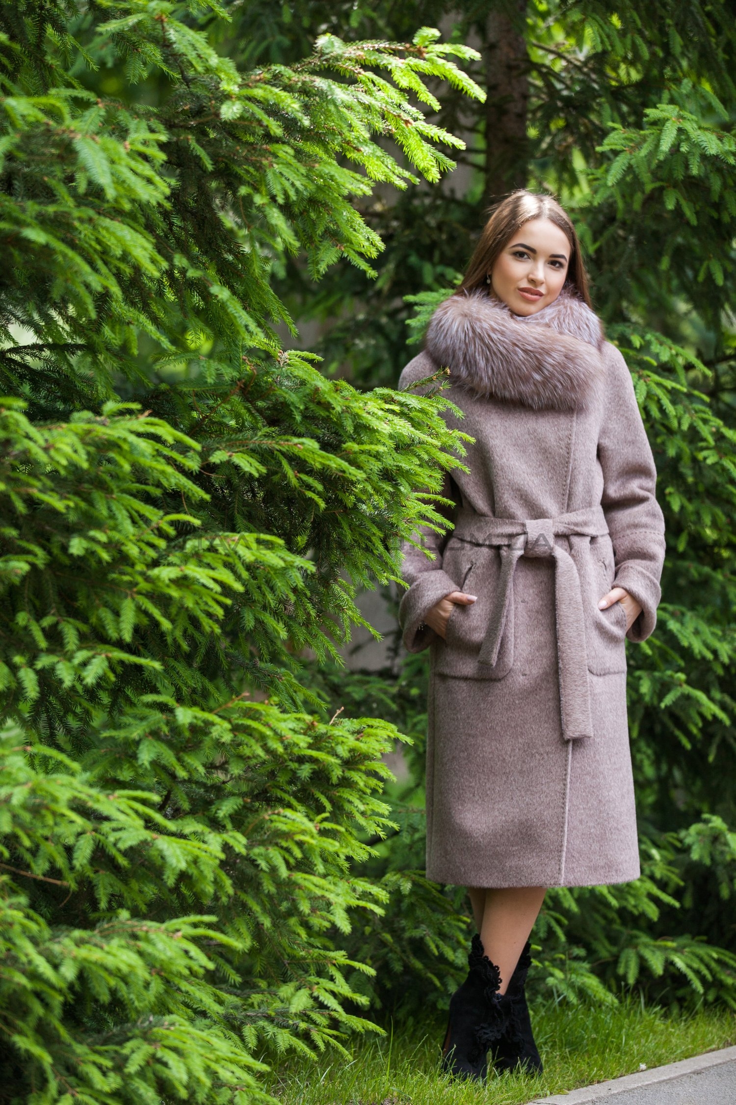  Зимове жіноче пальто №89