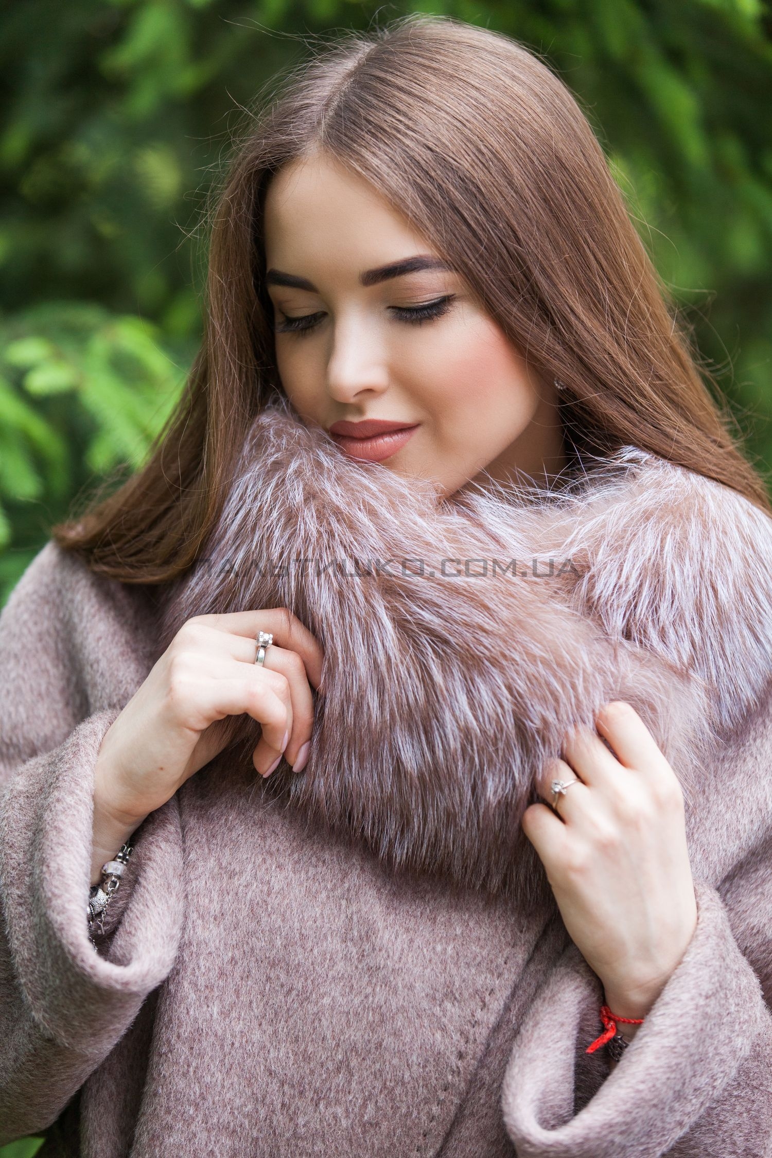  Зимове жіноче пальто №89